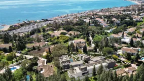 Villa con 5 dormitorios a la venta en El Chaparral