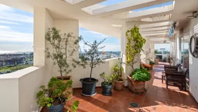 For sale penthouse in San Pedro de Alcantara with 3 bedrooms