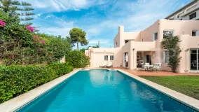 Villa en venta con 4 dormitorios en Paraiso Barronal