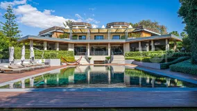 For sale villa in Guadalmina Baja