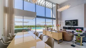 Villa en venta de 6 dormitorios en Los Arqueros