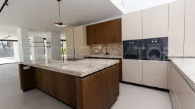 Cortijo Blanco, villa con 8 dormitorios a la venta