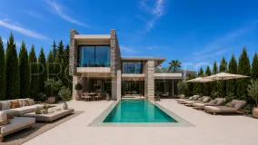 Cortijo Blanco, villa con 8 dormitorios a la venta
