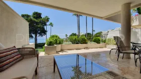 Se vende apartamento planta baja en Los Granados Playa de 3 dormitorios