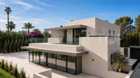 Villa con 8 dormitorios a la venta en Cortijo Blanco