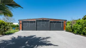 Villa with 4 bedrooms for sale in Guadalmina Baja