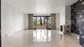 Apartamento en venta en Los Monteros Playa