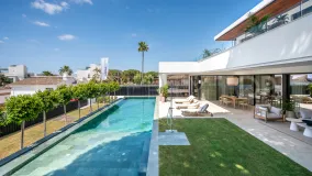 Villa with 6 bedrooms for sale in Marbesa