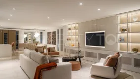 Semi detached villa for sale in Puente Romano