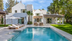 For sale Las Brisas 5 bedrooms chalet