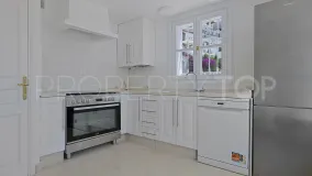 Town house for sale in Benahavis