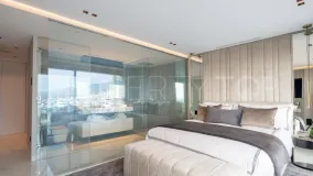 Apartamento en venta con 3 dormitorios en Marbella - Puerto Banus