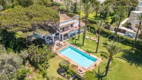 5 bedrooms house in Bahia de Marbella for sale