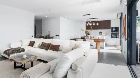 Comprar atico duplex en Los Altos de los Monteros