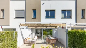 For sale 3 bedrooms town house in Estepona