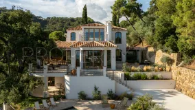 Comprar villa con 4 dormitorios en El Madroñal