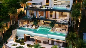 Villa for sale in Los Altos de los Monteros with 5 bedrooms
