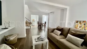 Adosado a la venta en Coin Centro