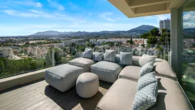 4 bedrooms villa for sale in Nueva Andalucia