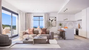 Apartamento a la venta con 2 dormitorios en Estepona Golf
