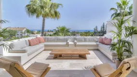 Duplex penthouse with 5 bedrooms for sale in Monte Paraiso
