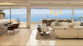 Apartamento en venta en Estepona Playa con 4 dormitorios