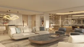 Apartamento en venta en Estepona Playa con 4 dormitorios