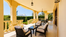 Villa en venta en La Quinta de 5 dormitorios