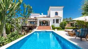 Comprar villa en Nueva Andalucia