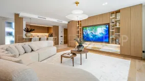Ático a la venta con 3 dormitorios en Los Monteros