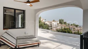El Madroñal villa for sale