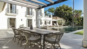 6 bedrooms villa for sale in Nueva Andalucia