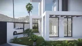 Estepona Oeste, villa en venta con 5 dormitorios