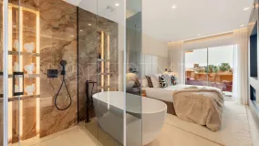 Apartamento en venta en Estepona