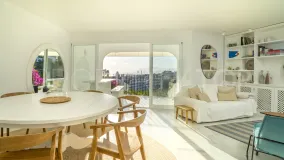 Town house for sale in Lomas de los Monteros with 4 bedrooms