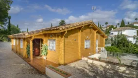 Chalet with 4 bedrooms for sale in Elviria