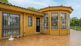 Chalet with 4 bedrooms for sale in Elviria