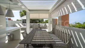 Se vende adosado en Artola