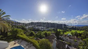 Villa for sale in Los Arqueros with 6 bedrooms