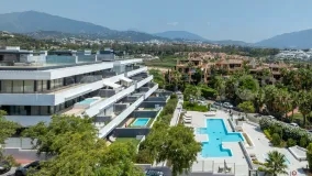 Se vende apartamento planta baja en El Campanario Hills con 3 dormitorios