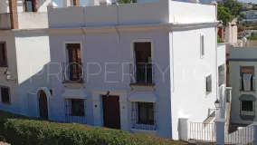 Pareado de 3 dormitorios a la venta en Estepona