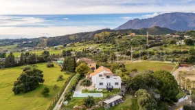 Estepona villa for sale
