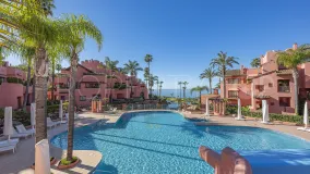 For sale Estepona ground floor apartment with 3 bedrooms