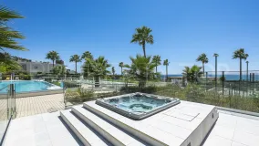 For sale Estepona apartment with 2 bedrooms