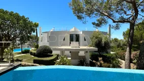 For sale Marbella Golden Mile town house with 5 bedrooms