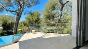 For sale Marbella Golden Mile town house with 5 bedrooms