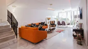 Town house for sale in Montepiedra