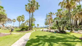 Apartamento en venta en Estepona de 2 dormitorios