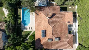 Comprar villa con 8 dormitorios en Marbesa