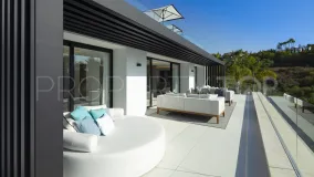 Villa de 5 dormitorios en venta en Nueva Andalucia